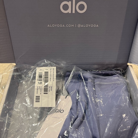 ALO High waist Airlift leggings Size Medium NEW - Picture 4 of 6